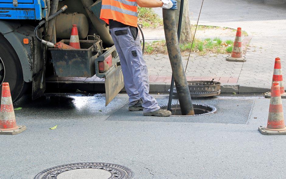 tarif plombier débouchage canalisation Versailles
